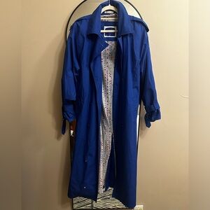 Vintage Misty Harbor Trench - rare cobalt blue. Water Repellent size 10